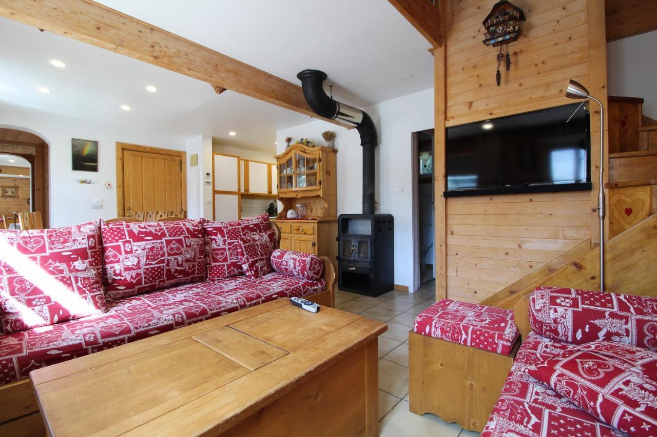 Charming 4-Bed Chalet, Mountain Views, Double Garage, Ev Point Villa Flaine Exterior photo